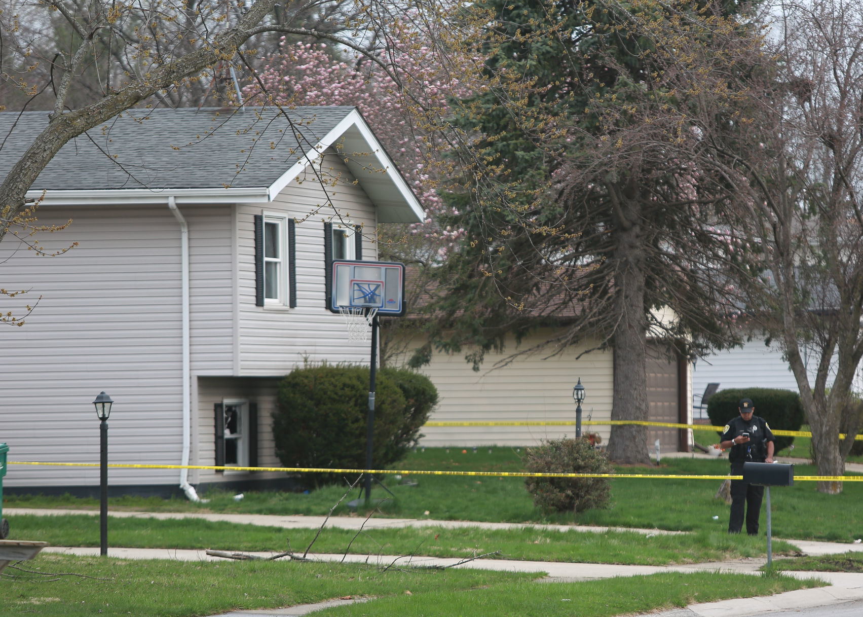 SWAT team responds to Merrillville shooting